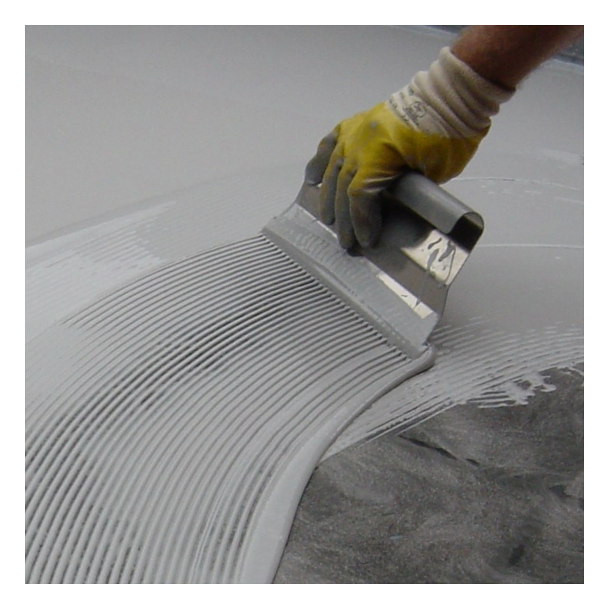 Schnellspachtel aus Aluminium mit Klemmleiste, 28 cm breit